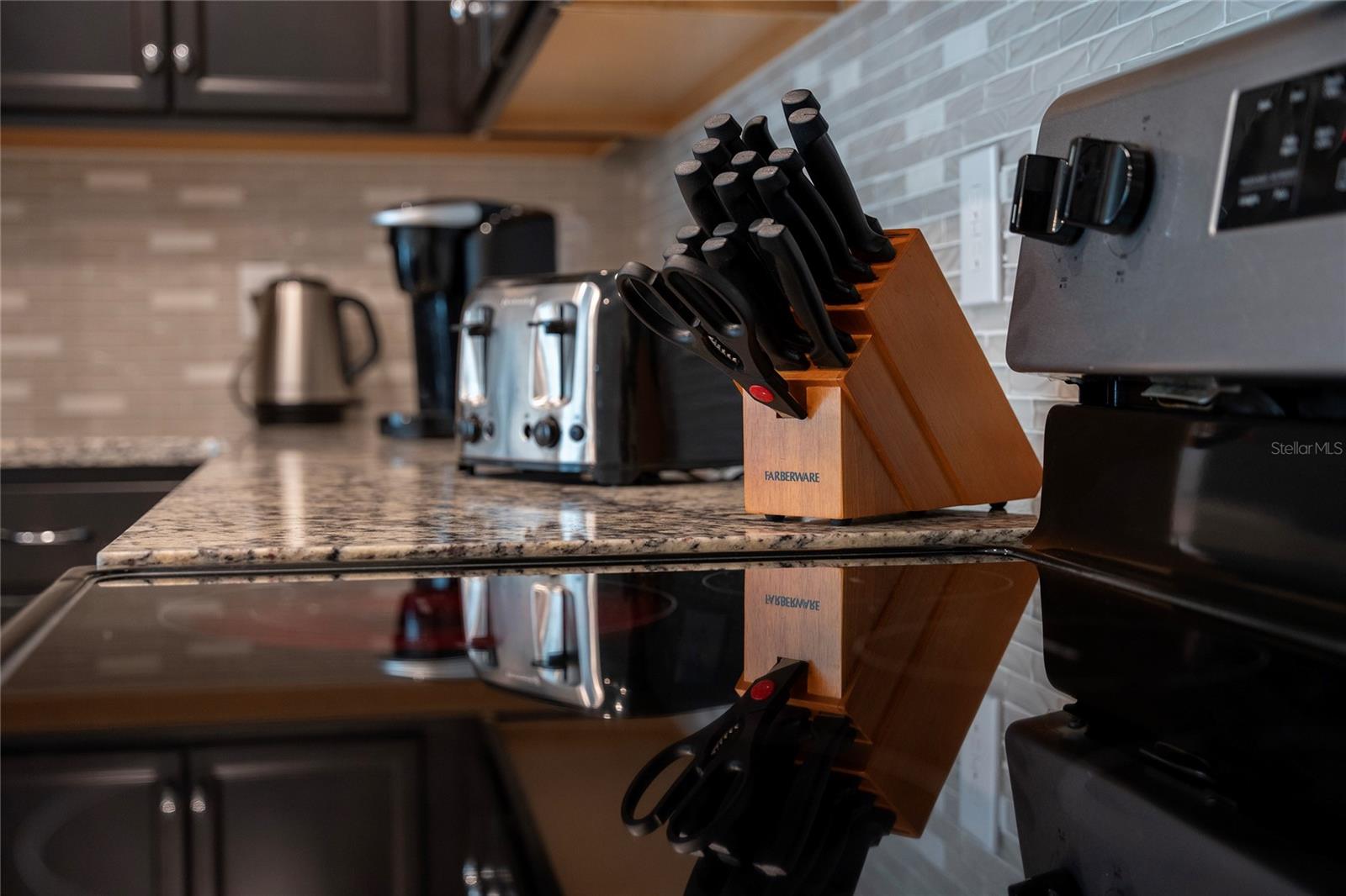 WINDSOR ISLAND RESIDENCE - Residential