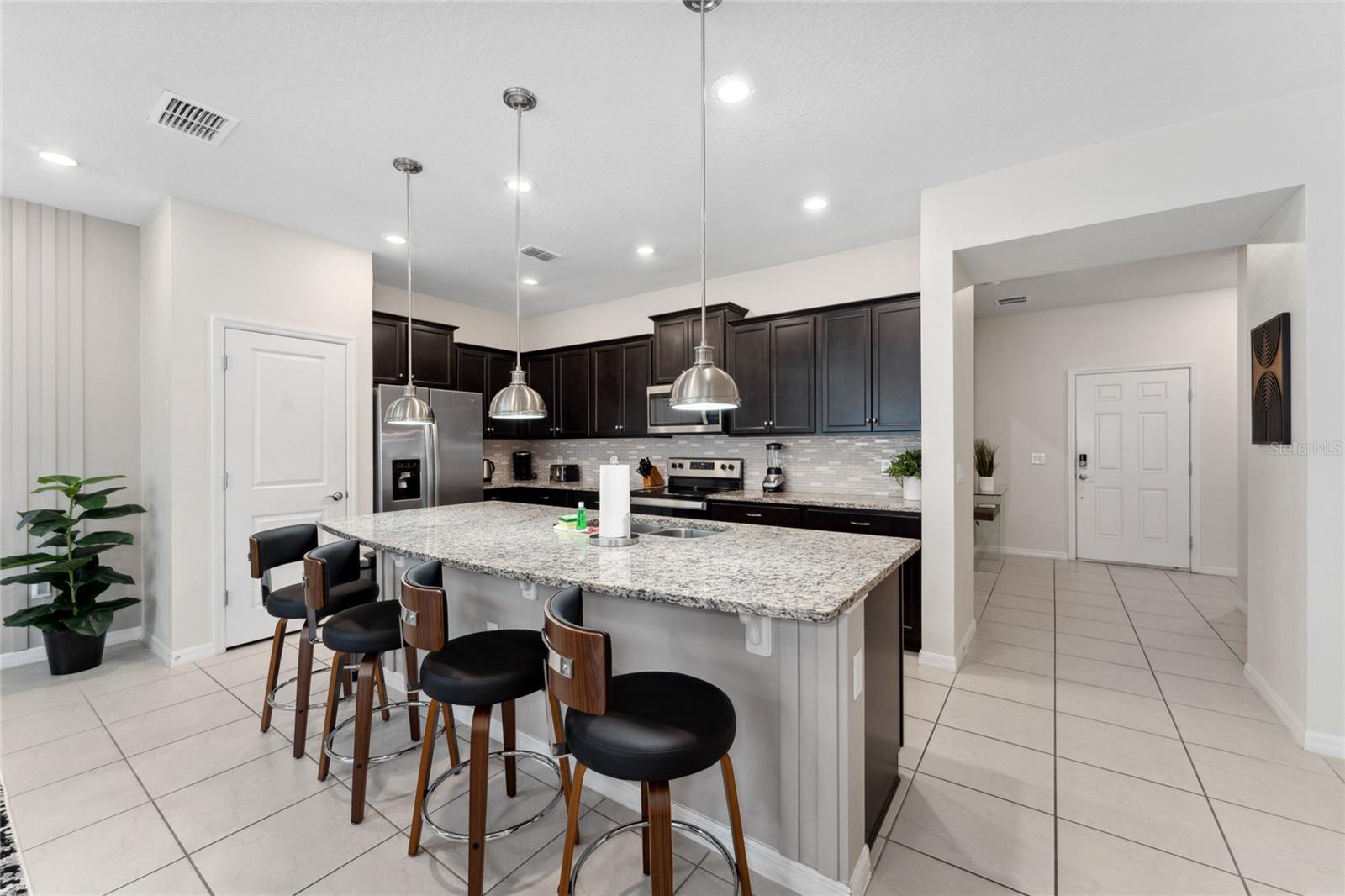 WINDSOR ISLAND RESIDENCE - Residential