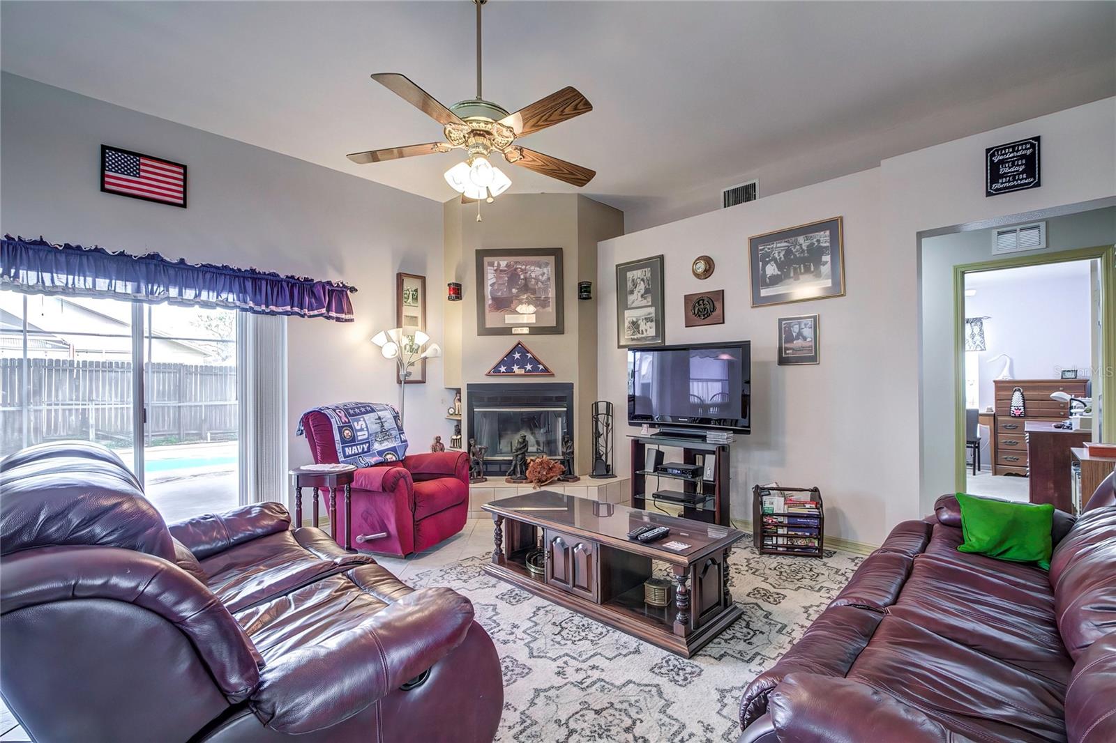 PROVIDENCE LAKES UNIT III PHAS - Residential