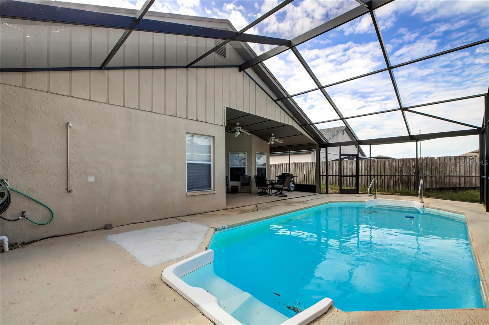 PROVIDENCE LAKES UNIT III PHAS - Residential