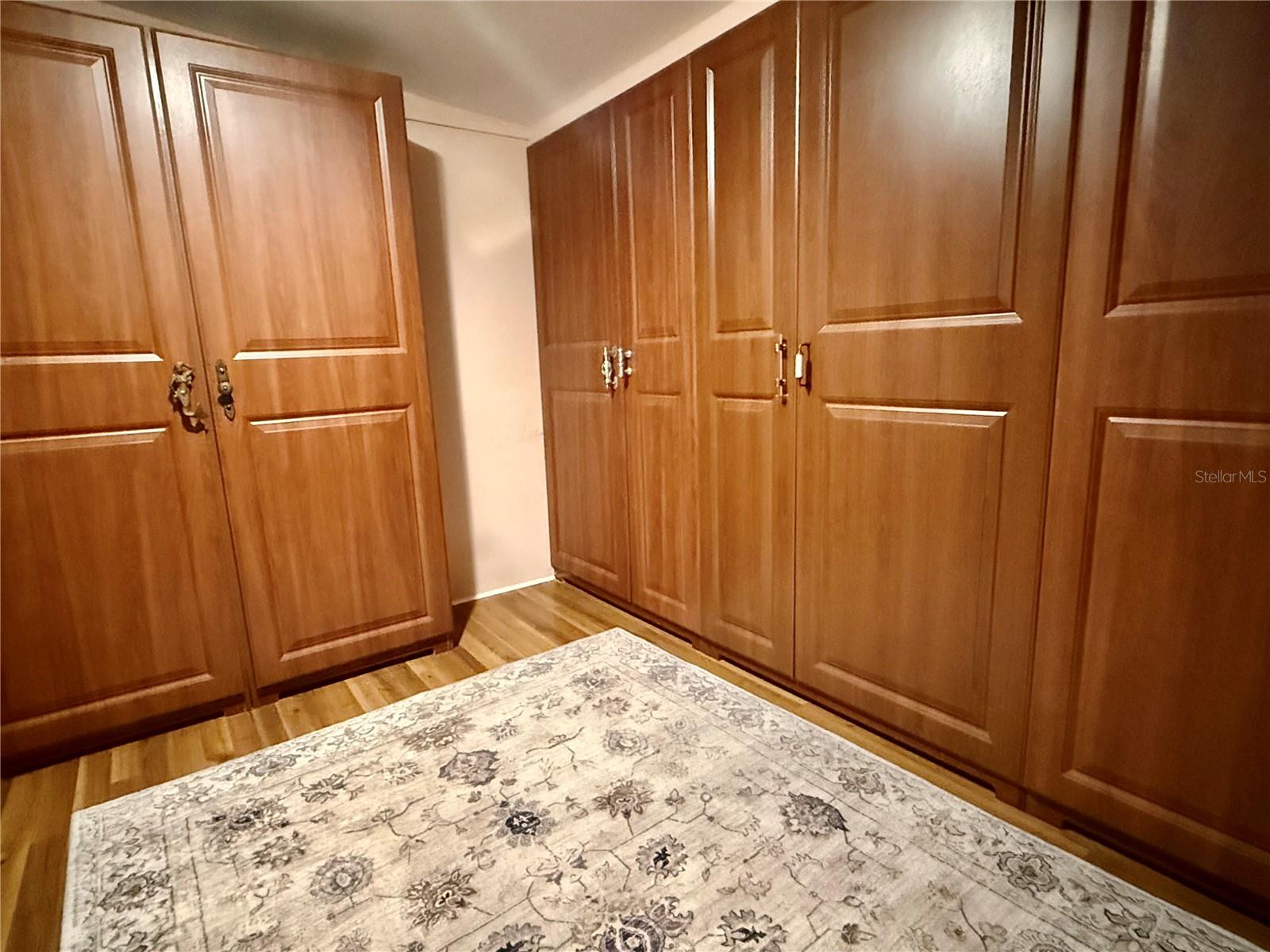 N A REYNOLDS RESUBDIVIDED - Residential