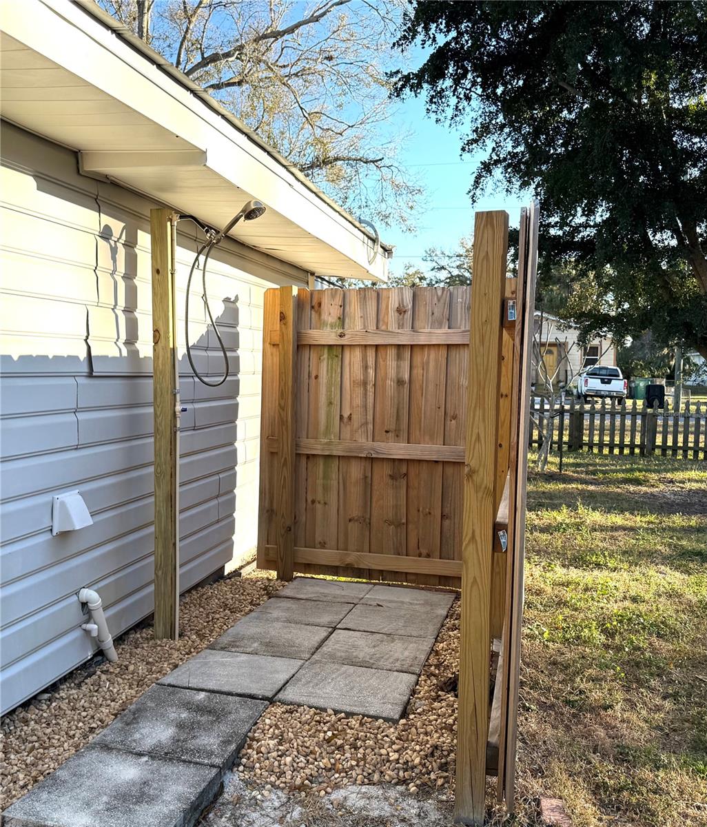 N A REYNOLDS RESUBDIVIDED - Residential