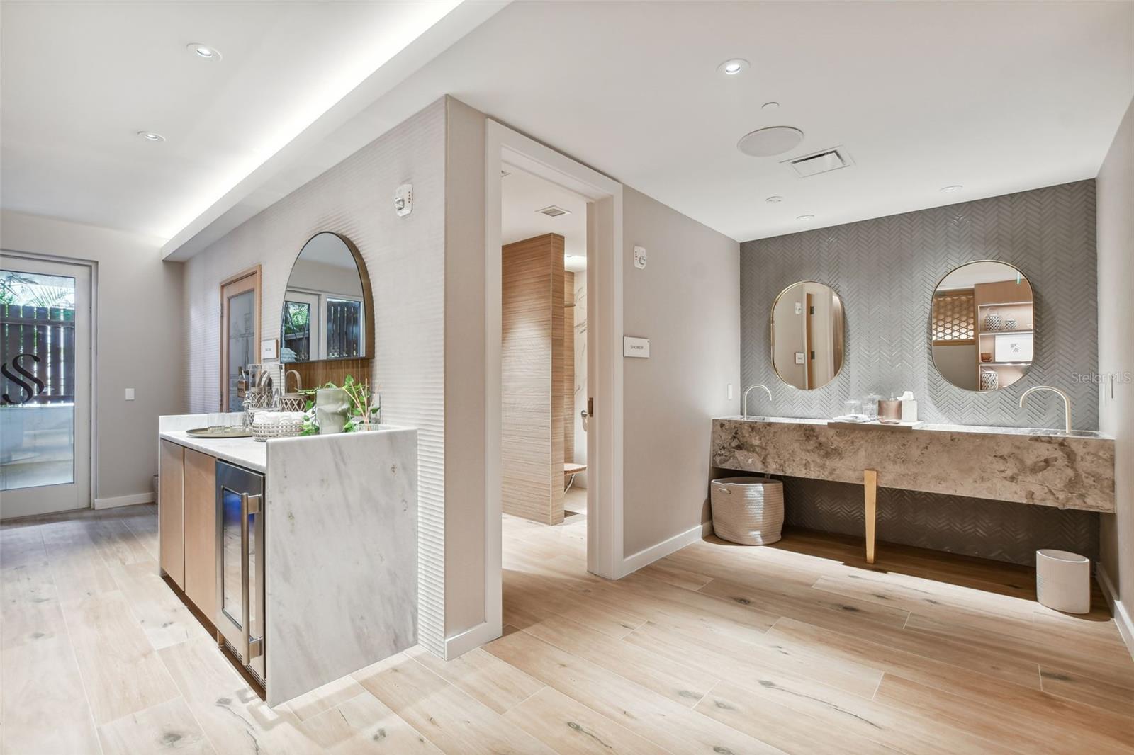 SUNSET POINT A REP - Residential