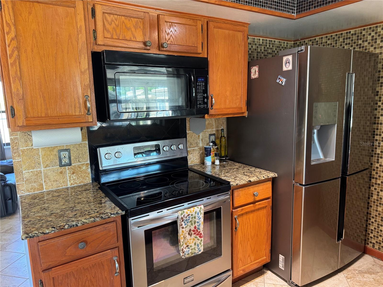 LAUREL HILLS - Residential