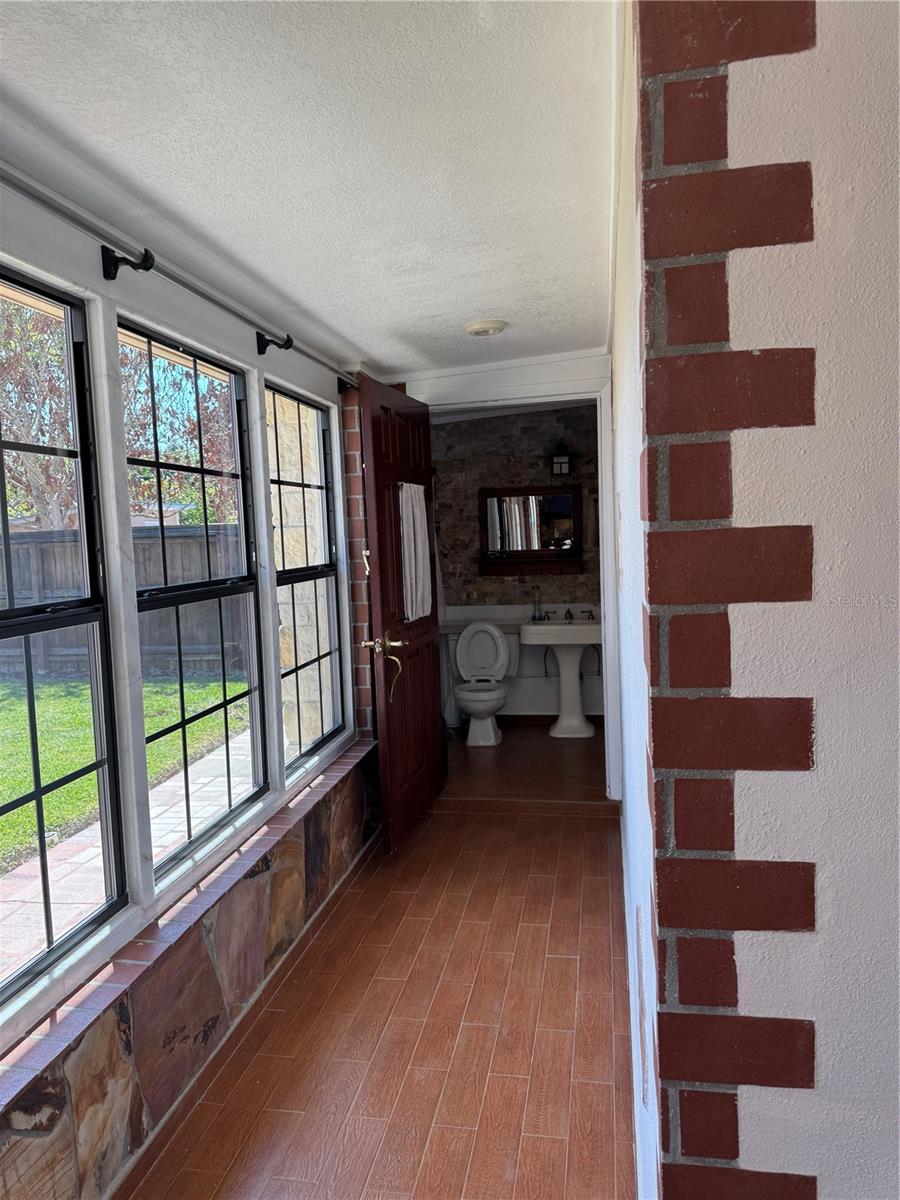 LAUREL HILLS - Residential