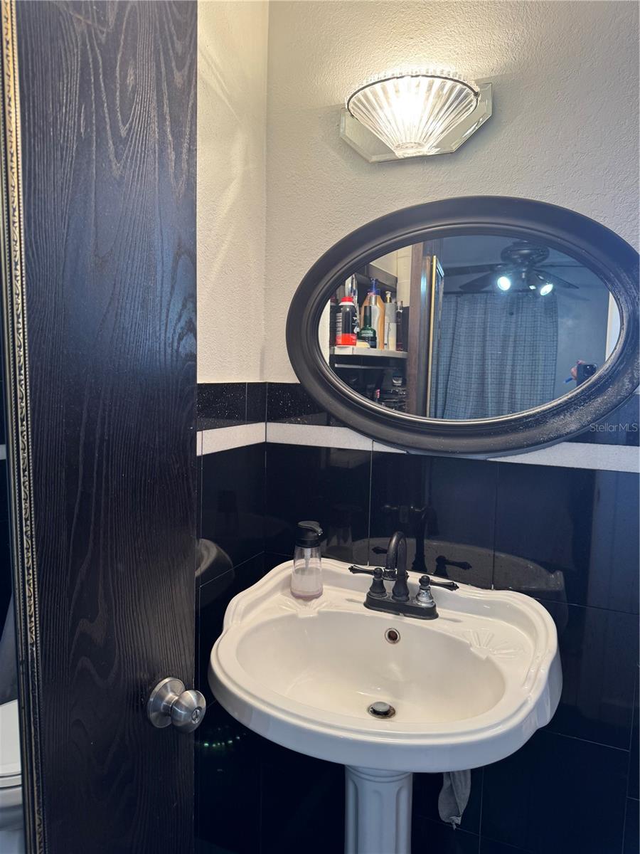 LAUREL HILLS - Residential