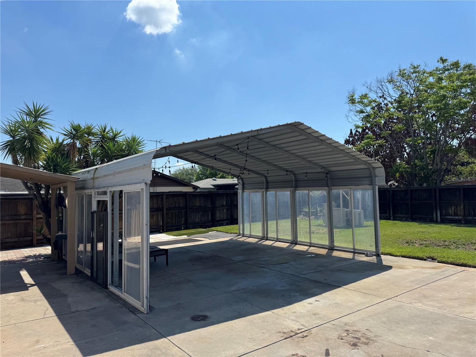 LAUREL HILLS - Residential