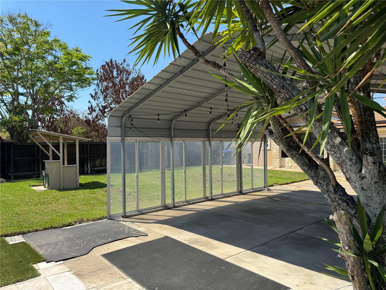 LAUREL HILLS - Residential