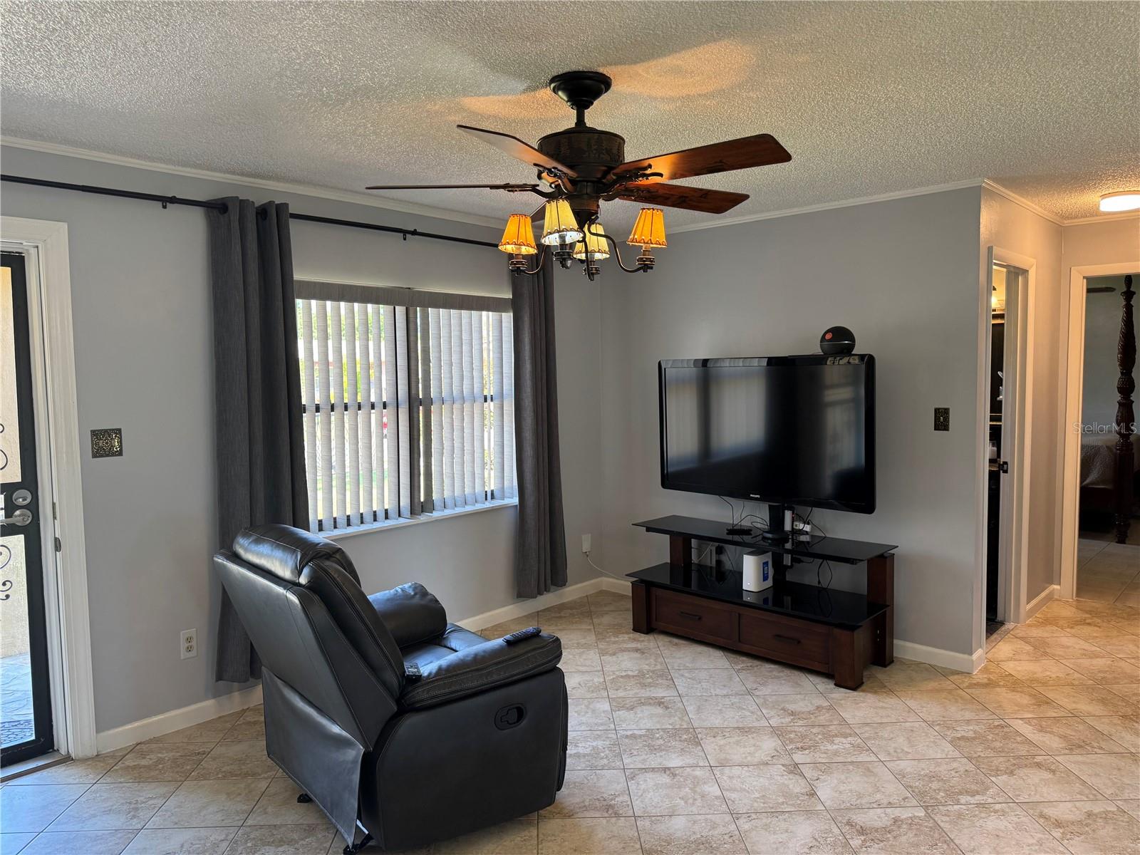 LAUREL HILLS - Residential