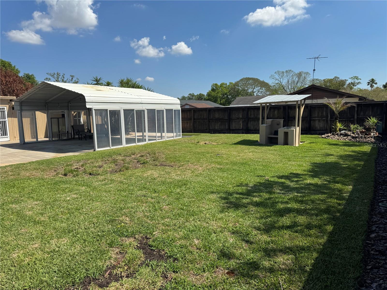 LAUREL HILLS - Residential