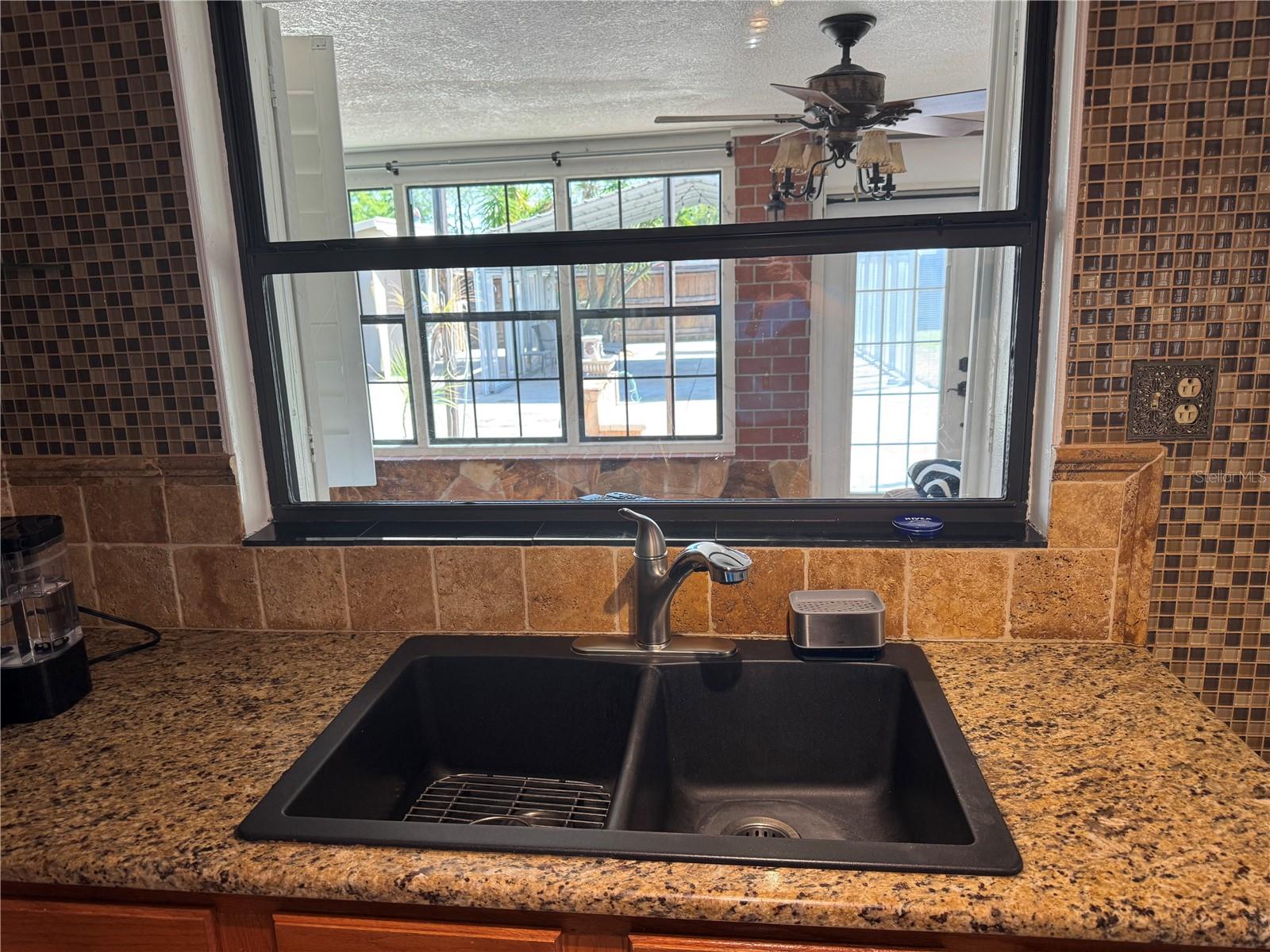 LAUREL HILLS - Residential