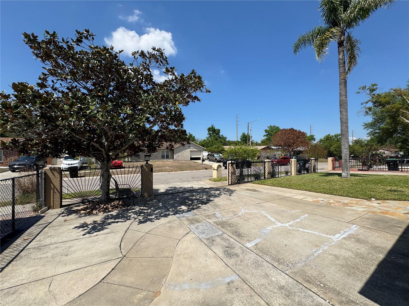 LAUREL HILLS - Residential