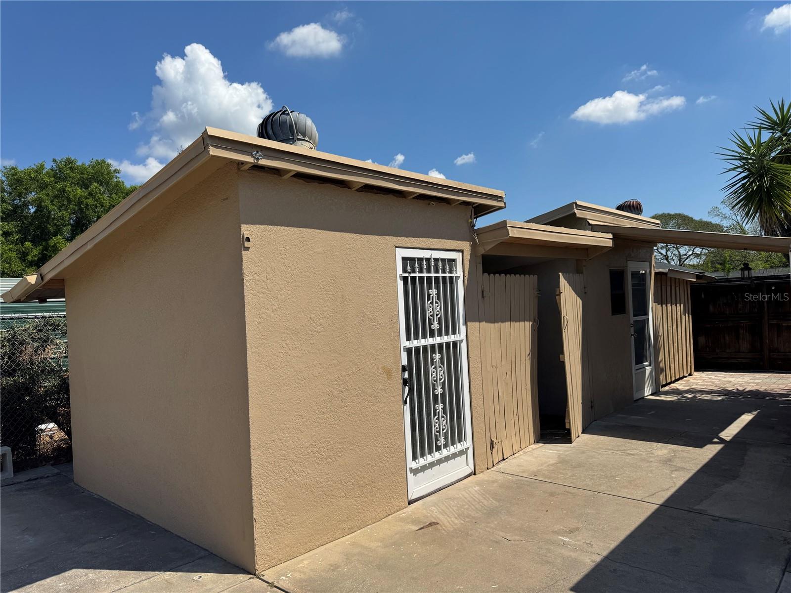 LAUREL HILLS - Residential