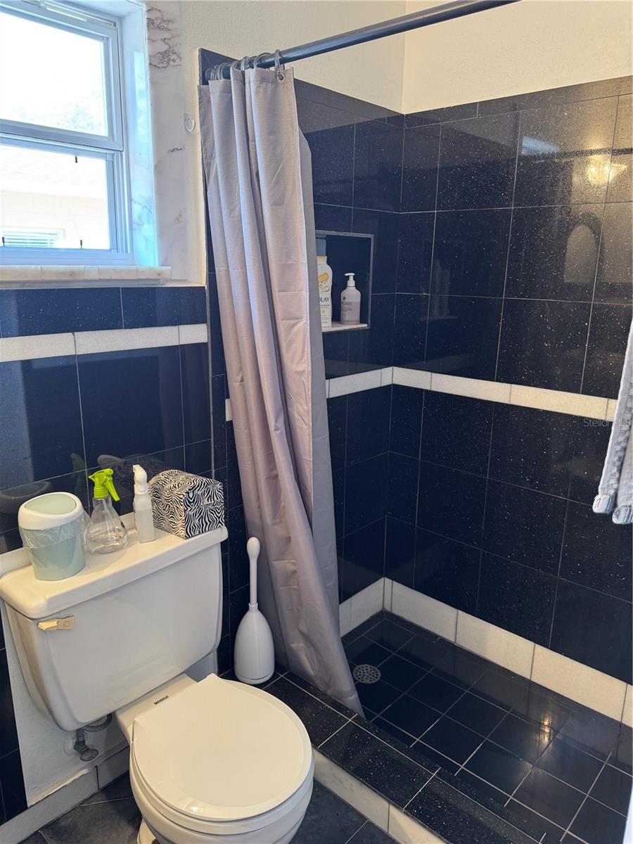 LAUREL HILLS - Residential