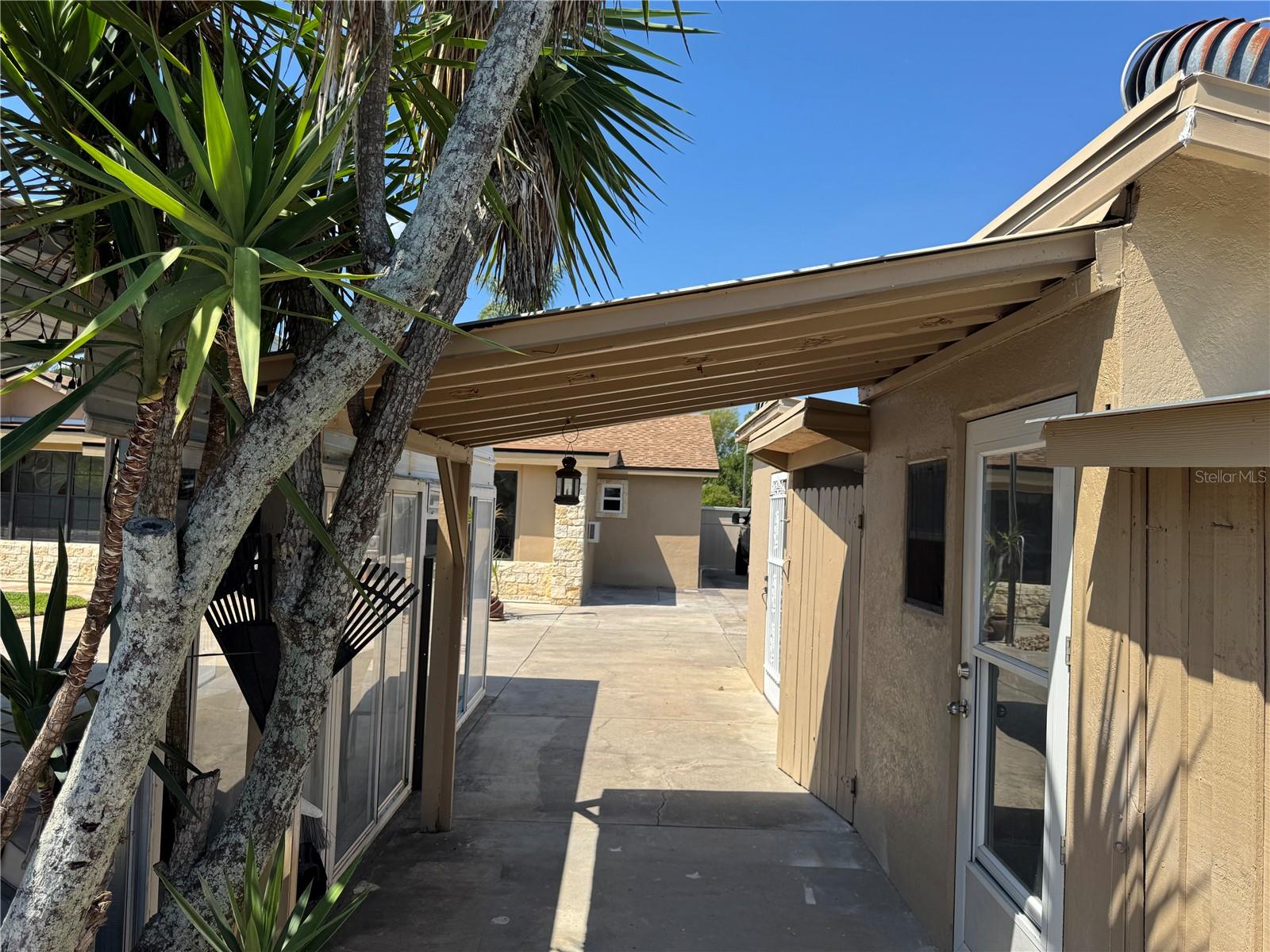 LAUREL HILLS - Residential