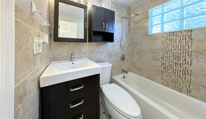 MONTICELLO GARDENS 1ST ADD - Residential