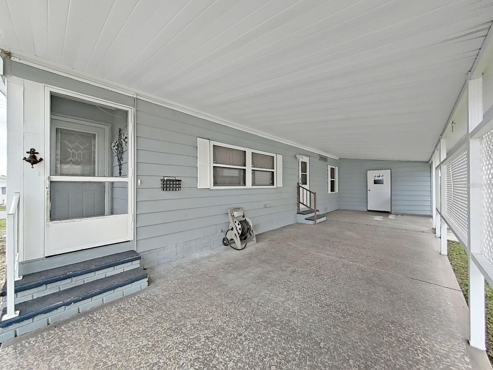 FOXWOOD LAKE ESTATES - Residential