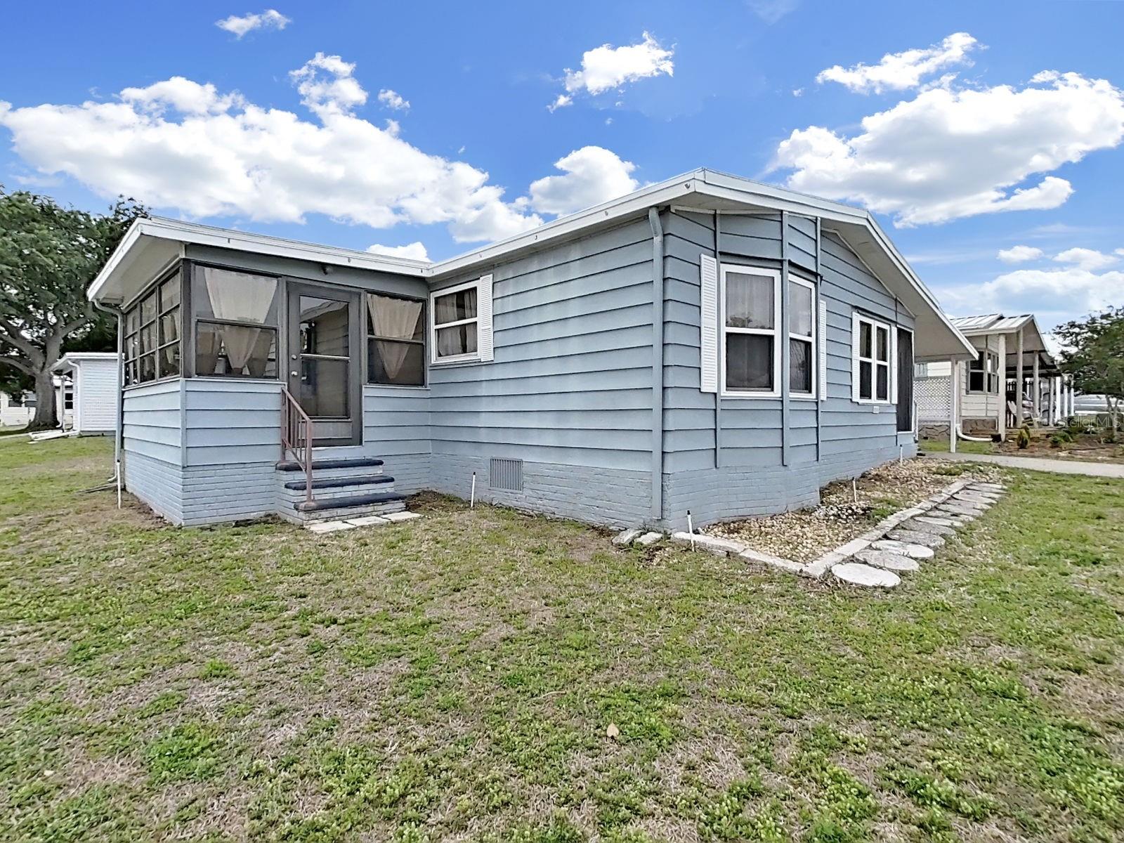 FOXWOOD LAKE ESTATES - Residential