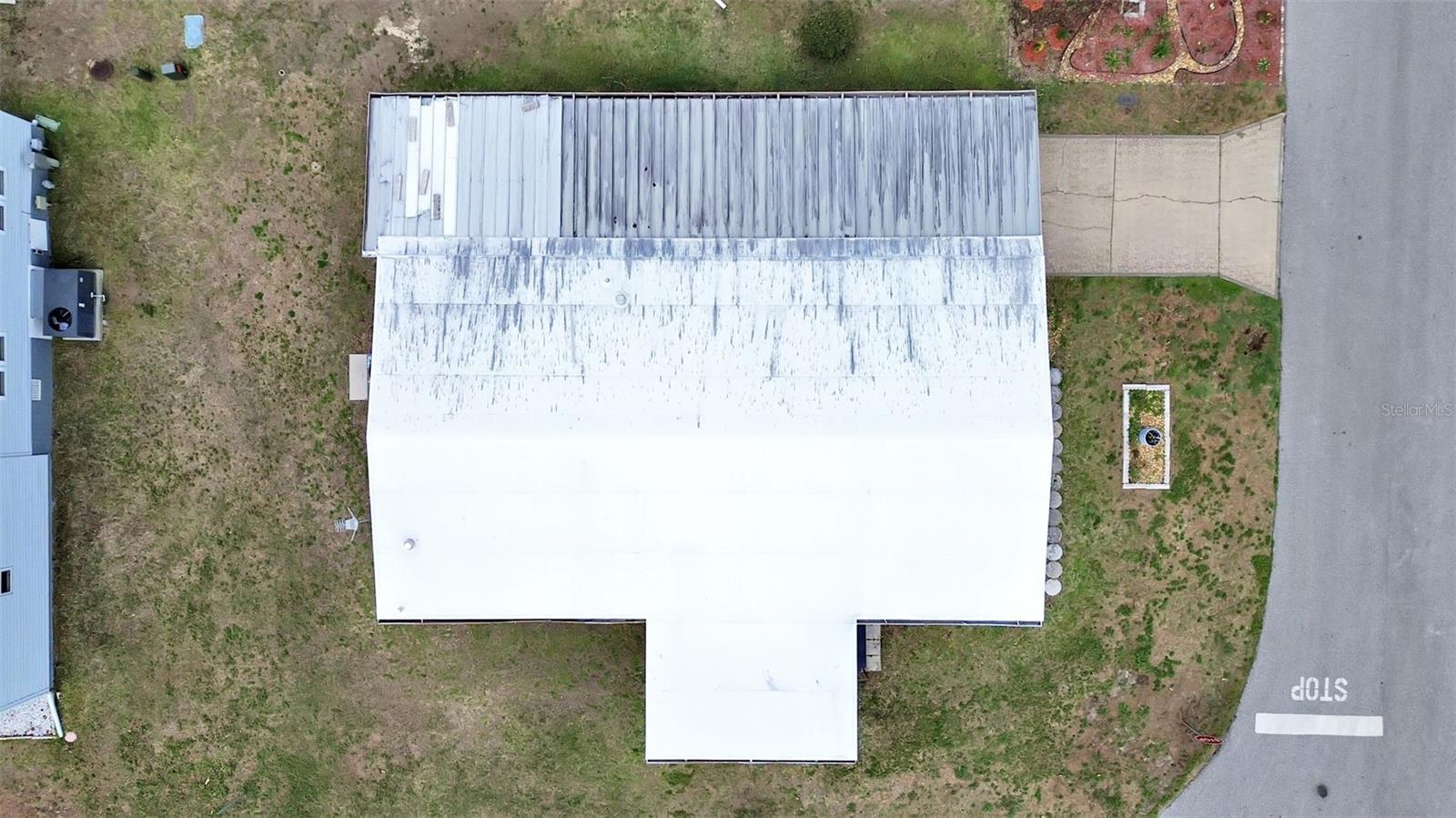 FOXWOOD LAKE ESTATES - Residential