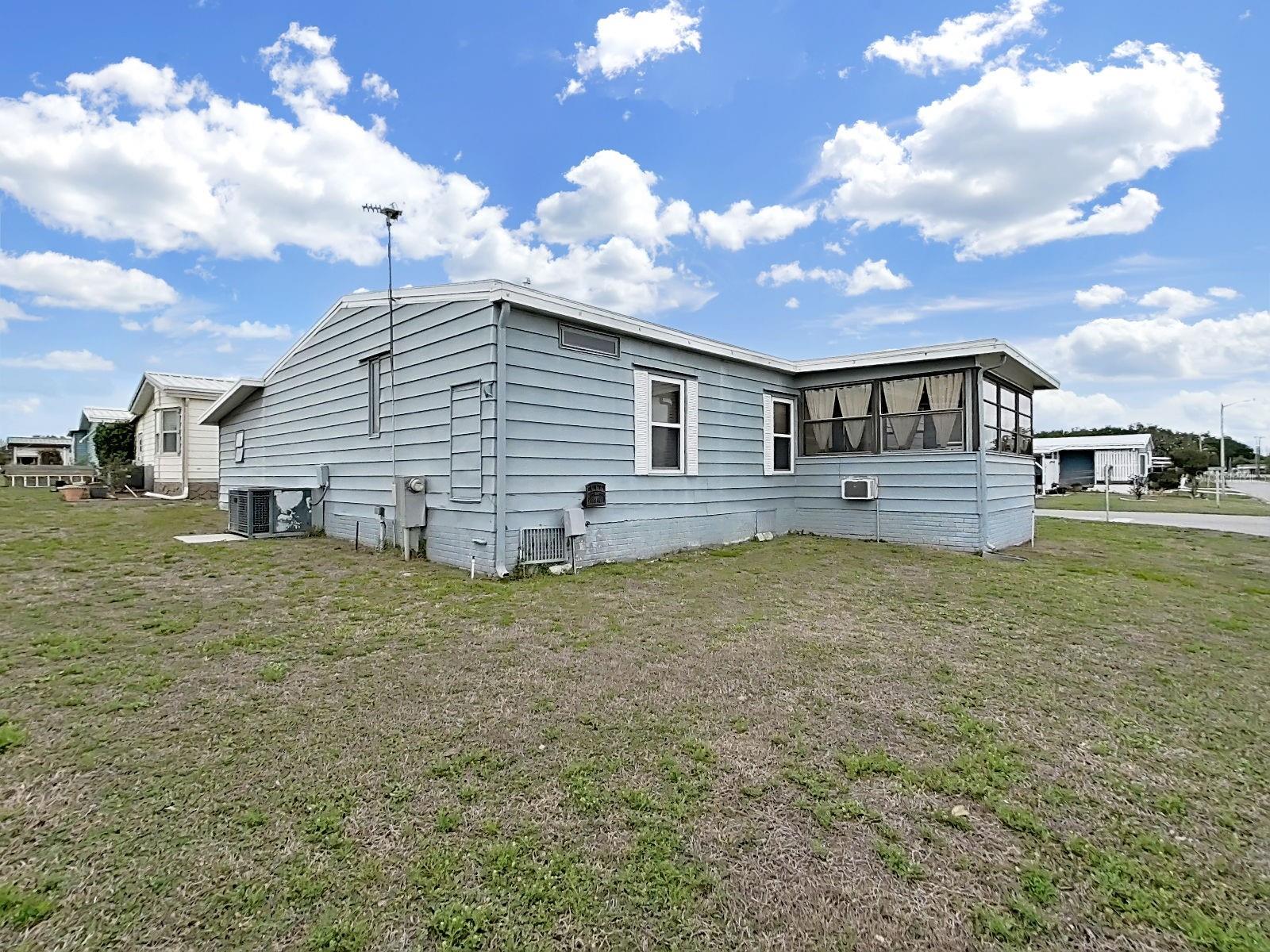 FOXWOOD LAKE ESTATES - Residential