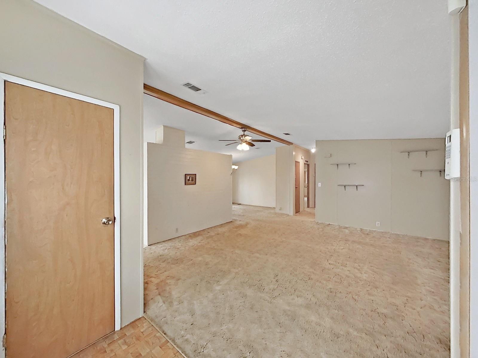 FOXWOOD LAKE ESTATES - Residential