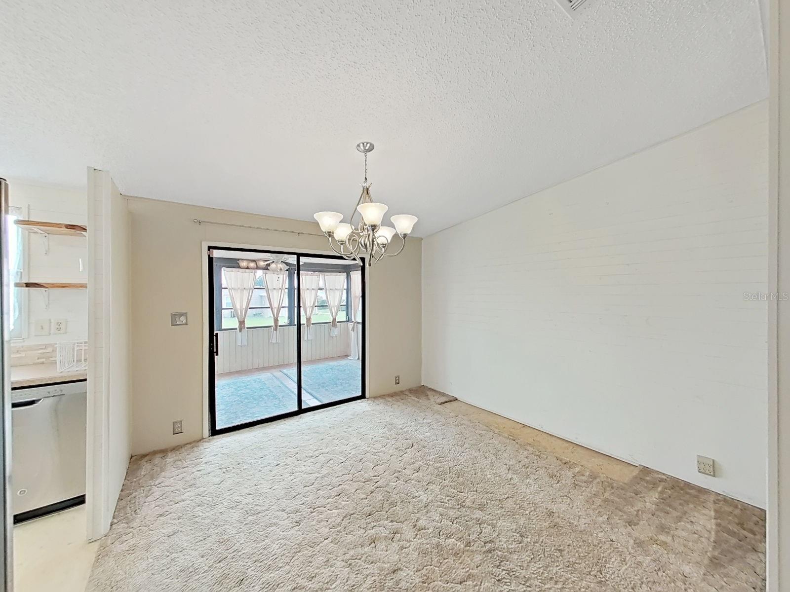 FOXWOOD LAKE ESTATES - Residential