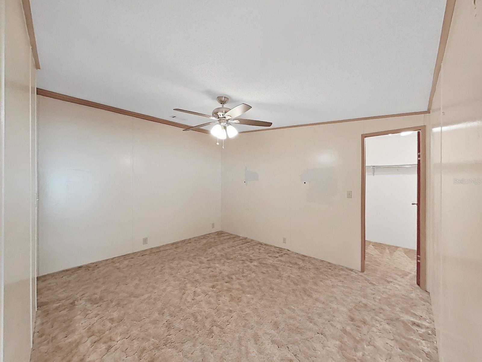 FOXWOOD LAKE ESTATES - Residential