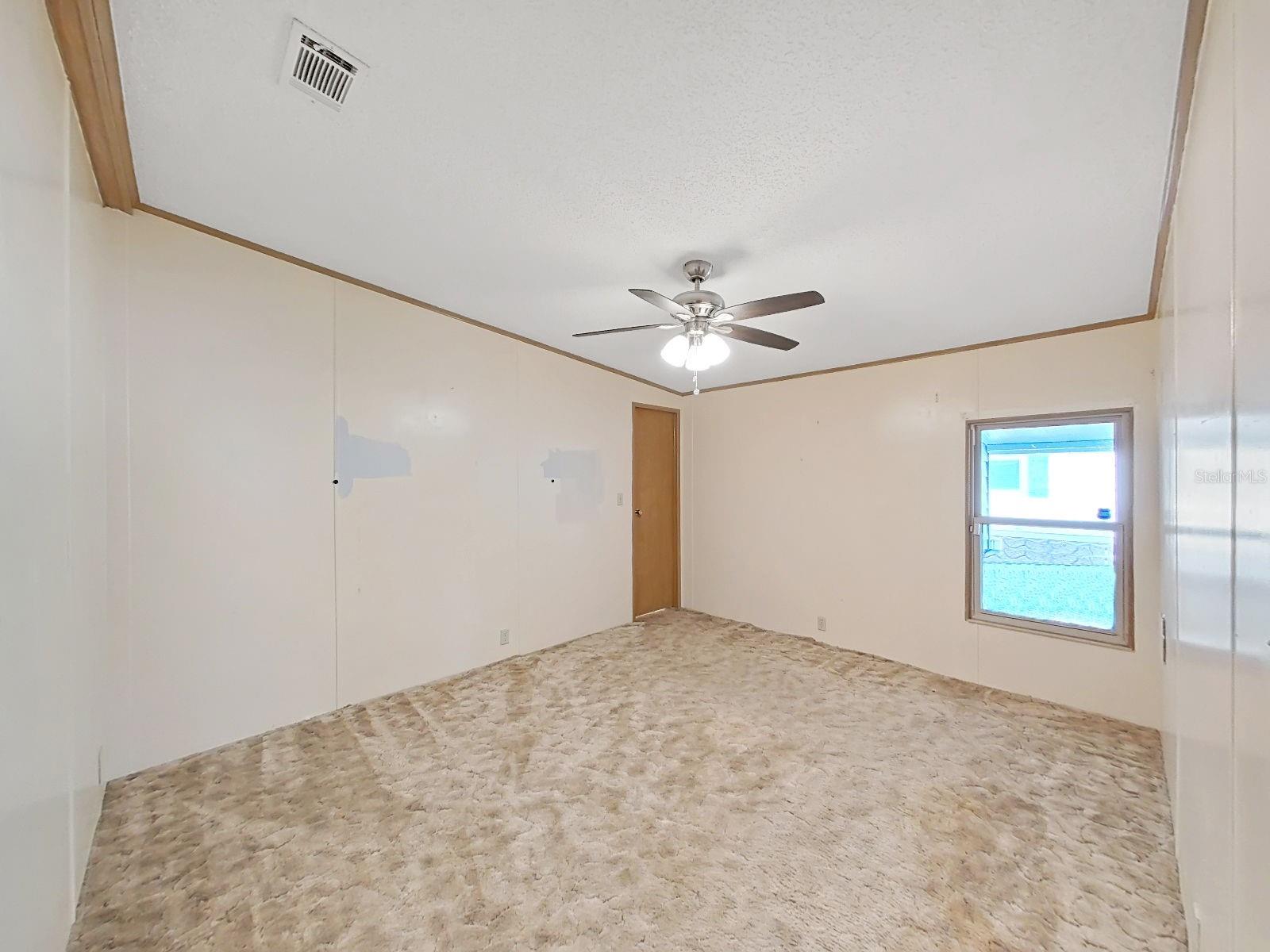 FOXWOOD LAKE ESTATES - Residential