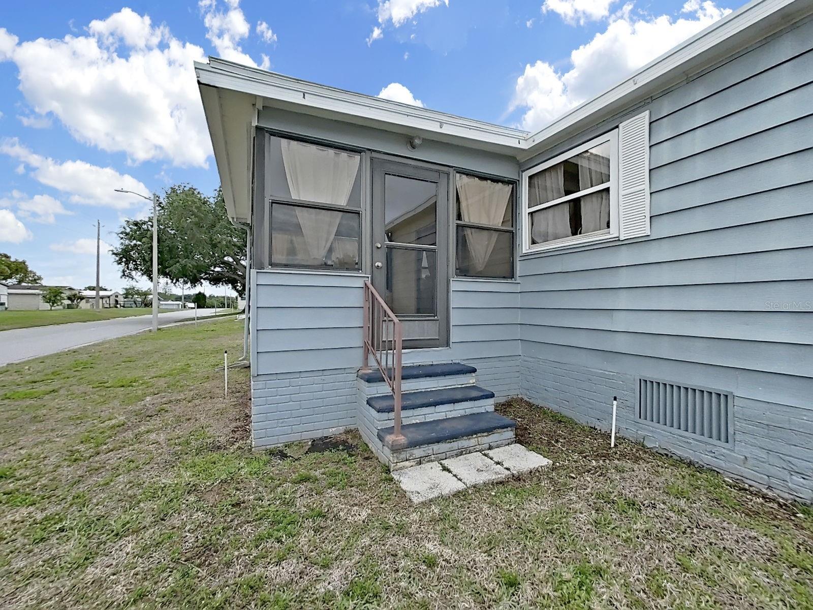 FOXWOOD LAKE ESTATES - Residential