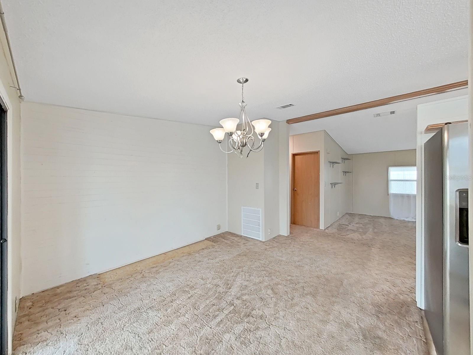 FOXWOOD LAKE ESTATES - Residential