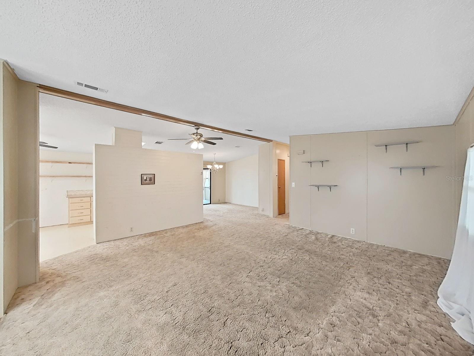 FOXWOOD LAKE ESTATES - Residential