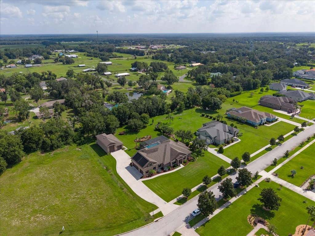 Photo of 408 Hawk Talon Drive, Lithia, FL 33547 (MLS # TB8533017)