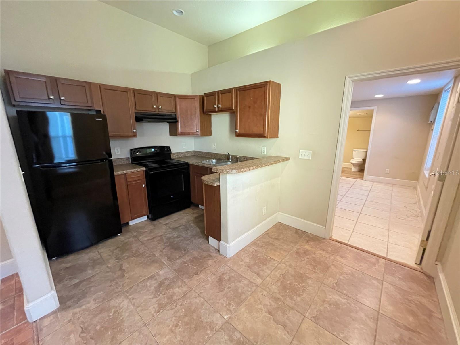 739 DARTMOOR STREET N 739