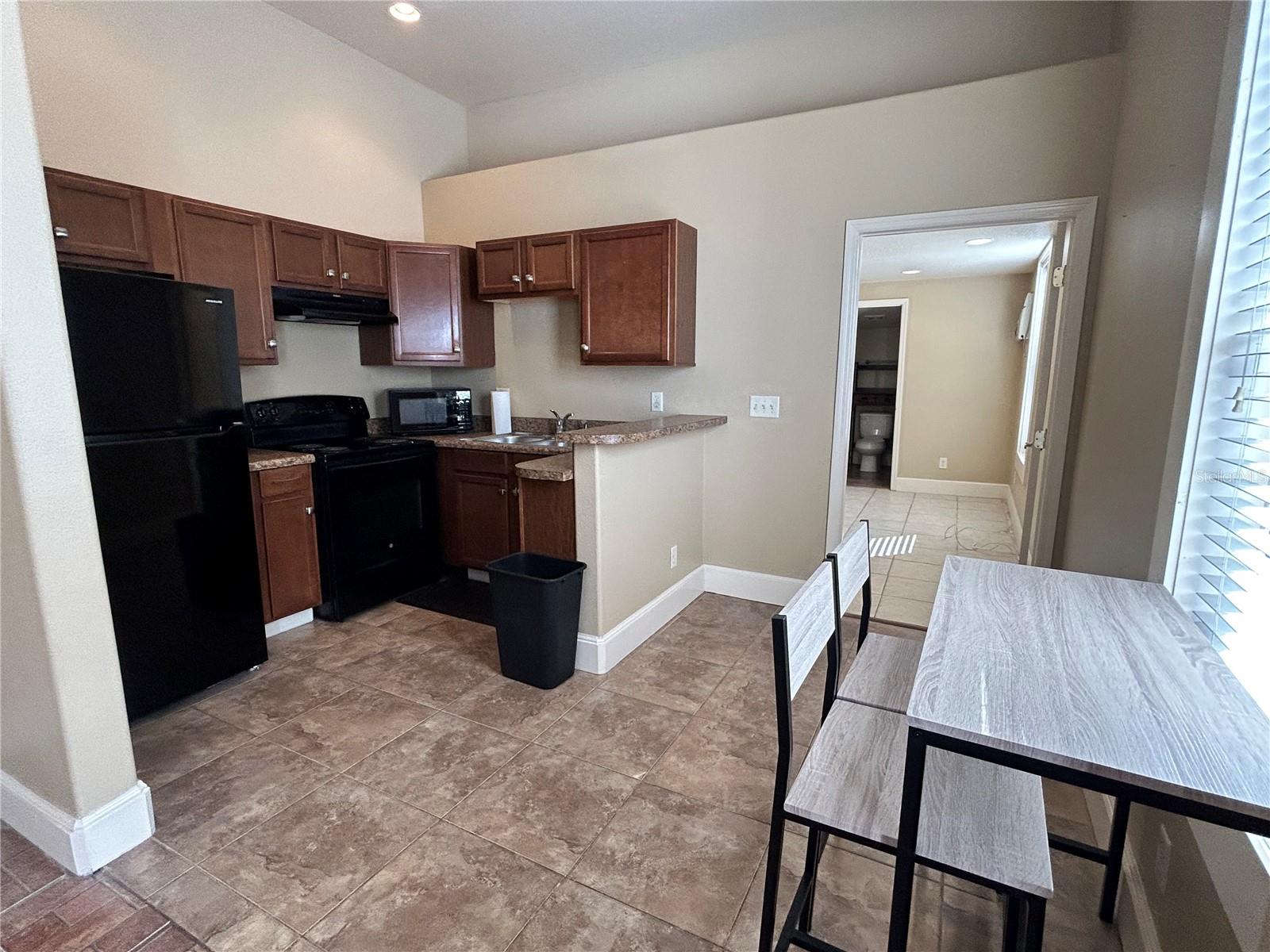 739 DARTMOOR STREET N 739