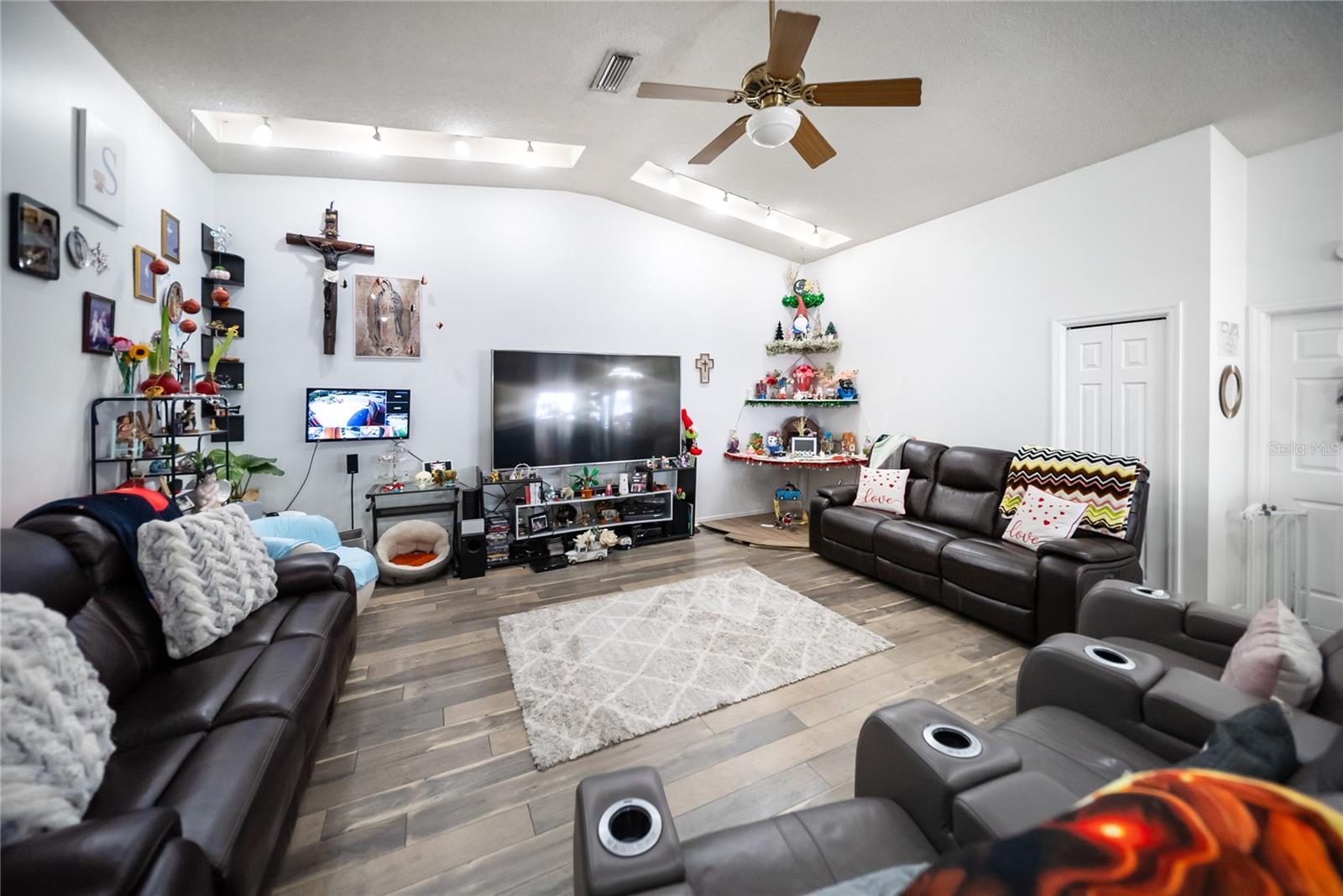 SUNILAND - Residential