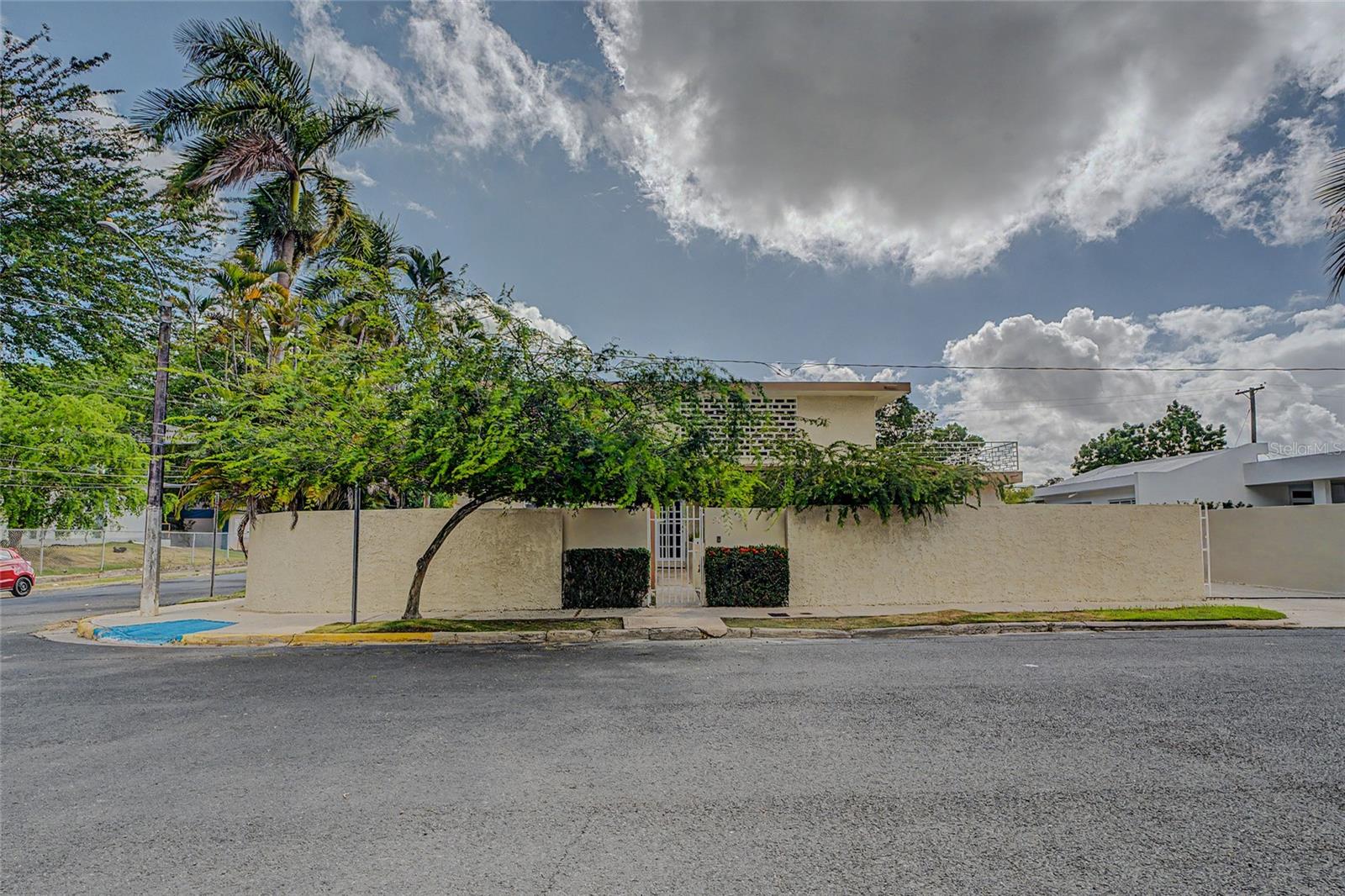 901 HARVARD
