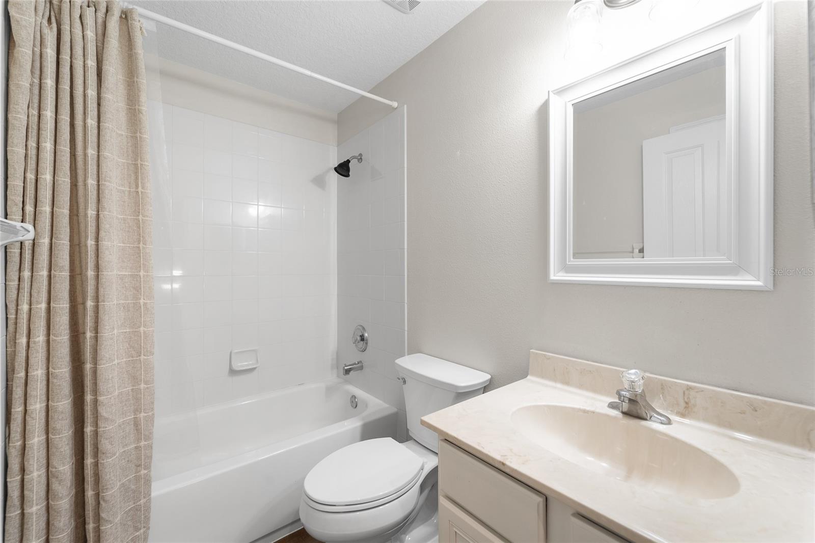 WESTCHASE SEC 324 TR C-5 - Residential