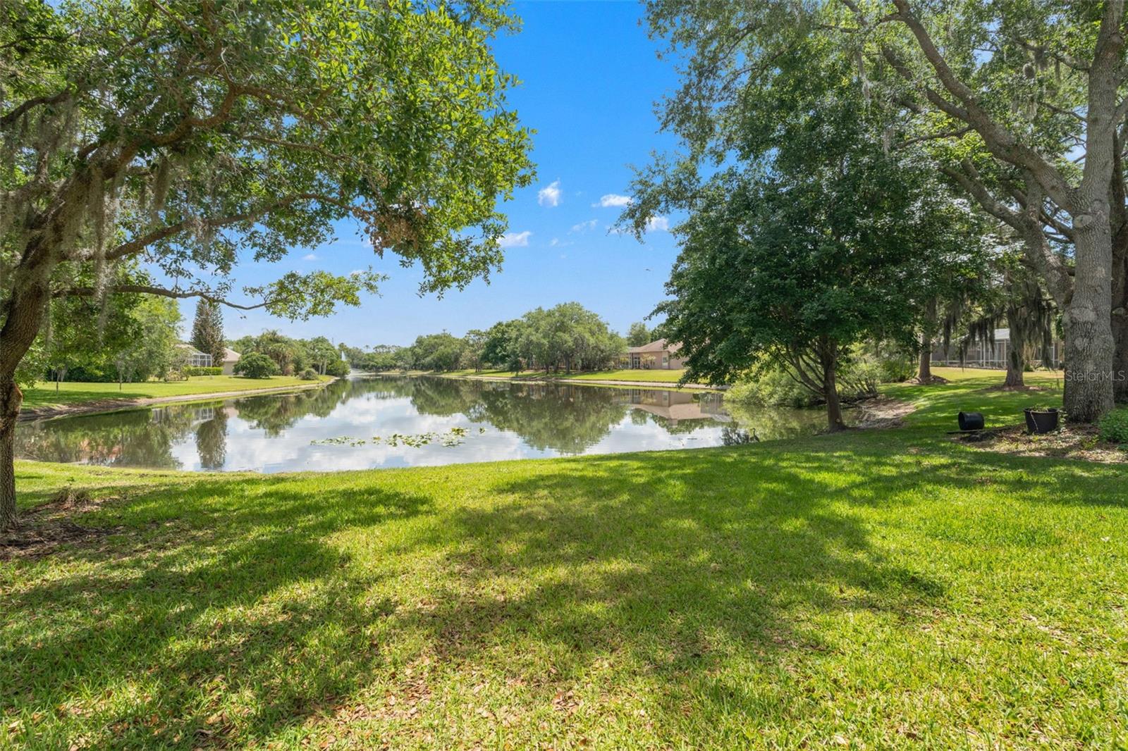 TAMPA PALMS - Residential