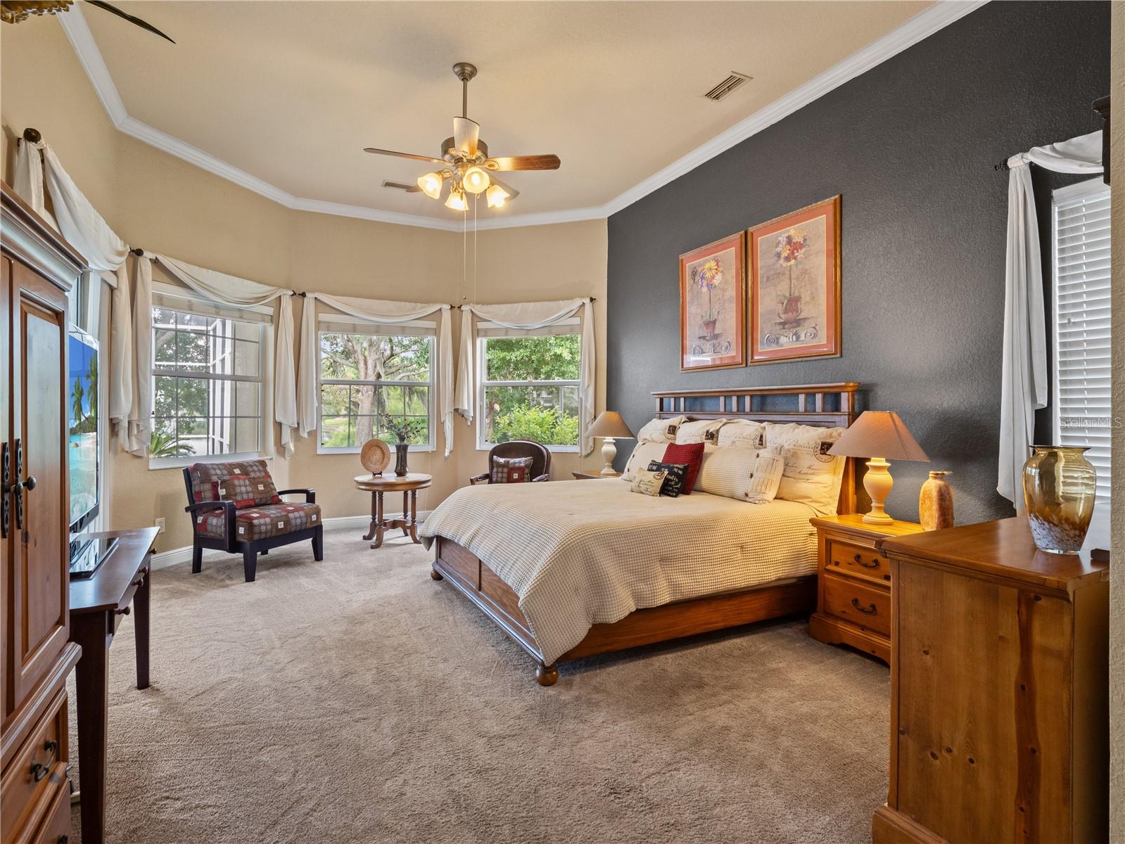 TAMPA PALMS - Residential