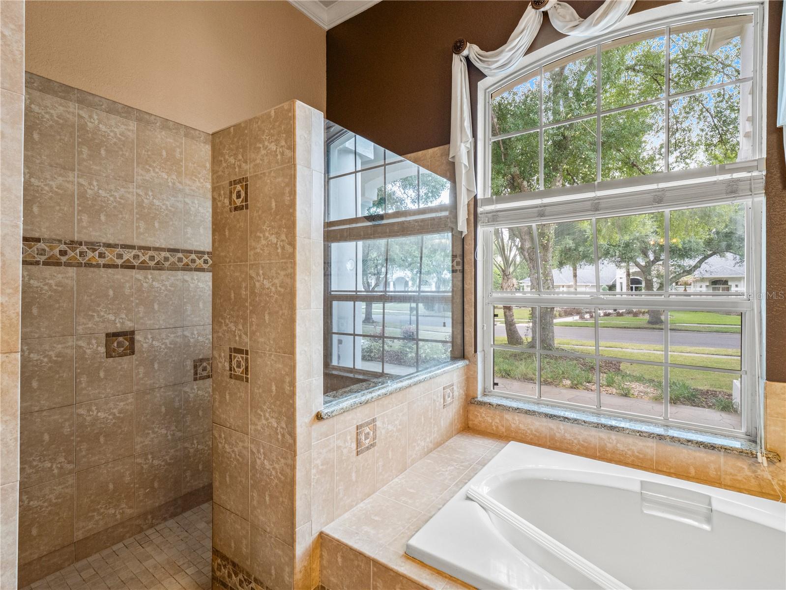 TAMPA PALMS - Residential