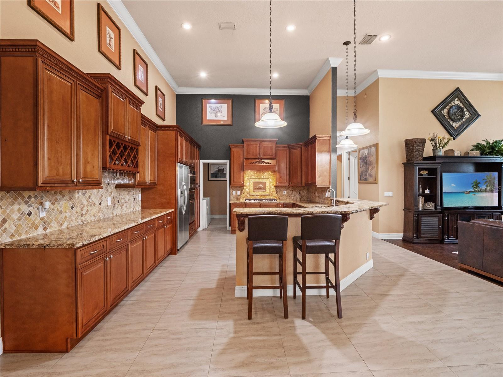 TAMPA PALMS - Residential