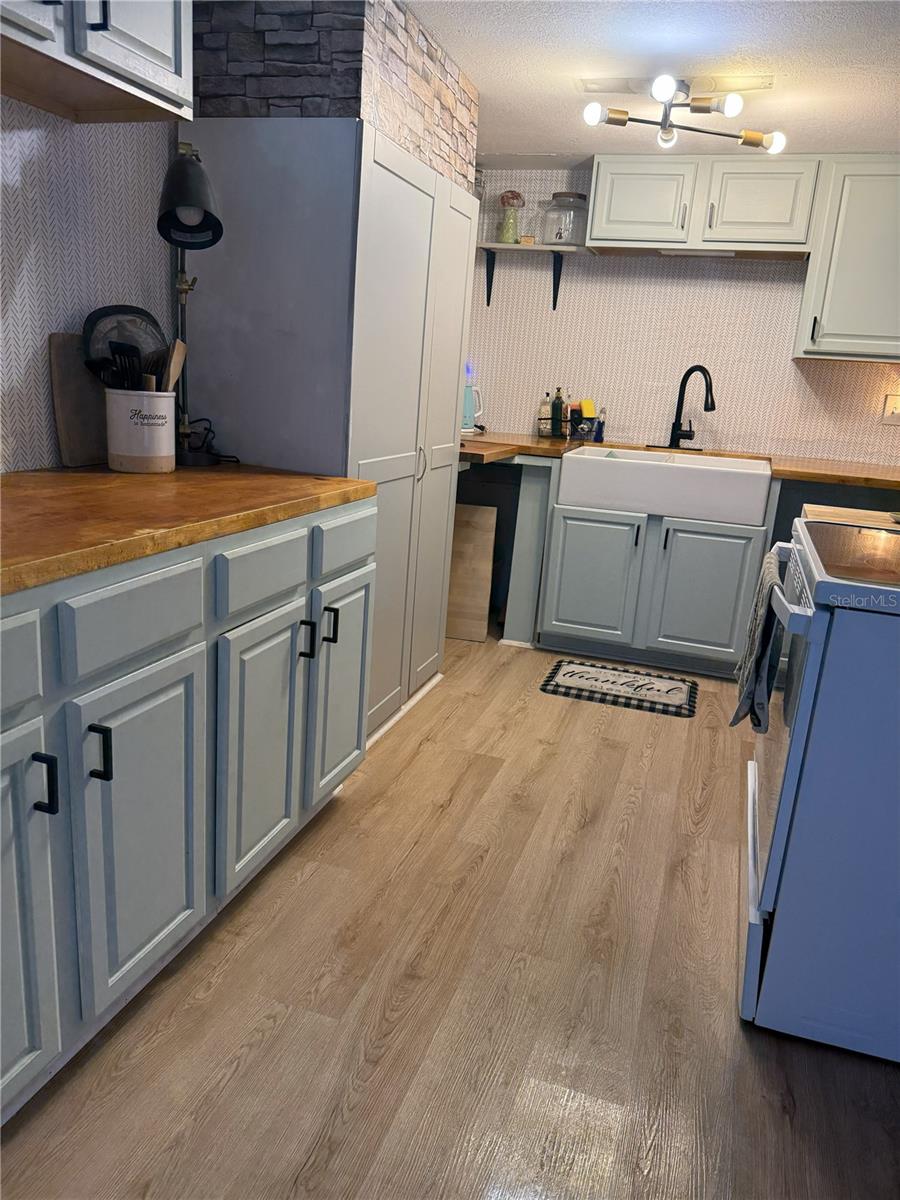 WILLIAMSBURG CONDO - Residential