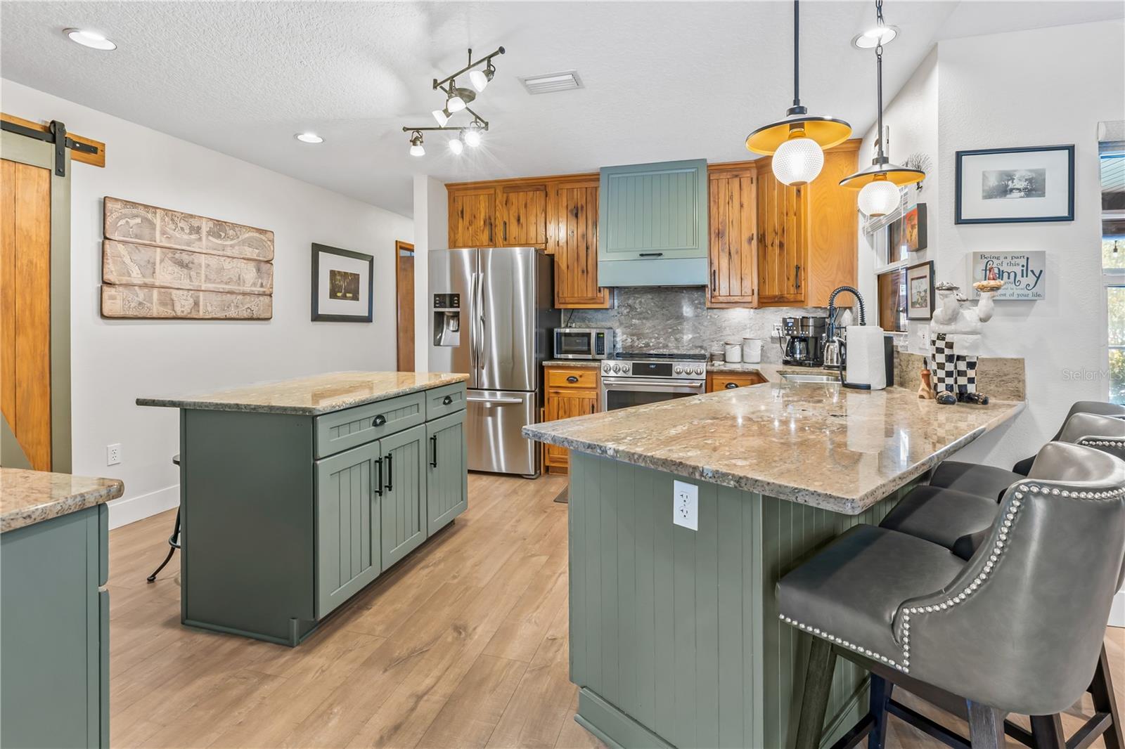 RIVERDALE REV - Residential