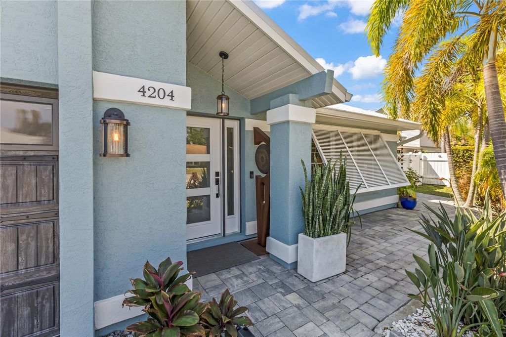 Photo of 4204 2nd Avenue NE, Bradenton, FL 34208 (MLS # TB8492087)