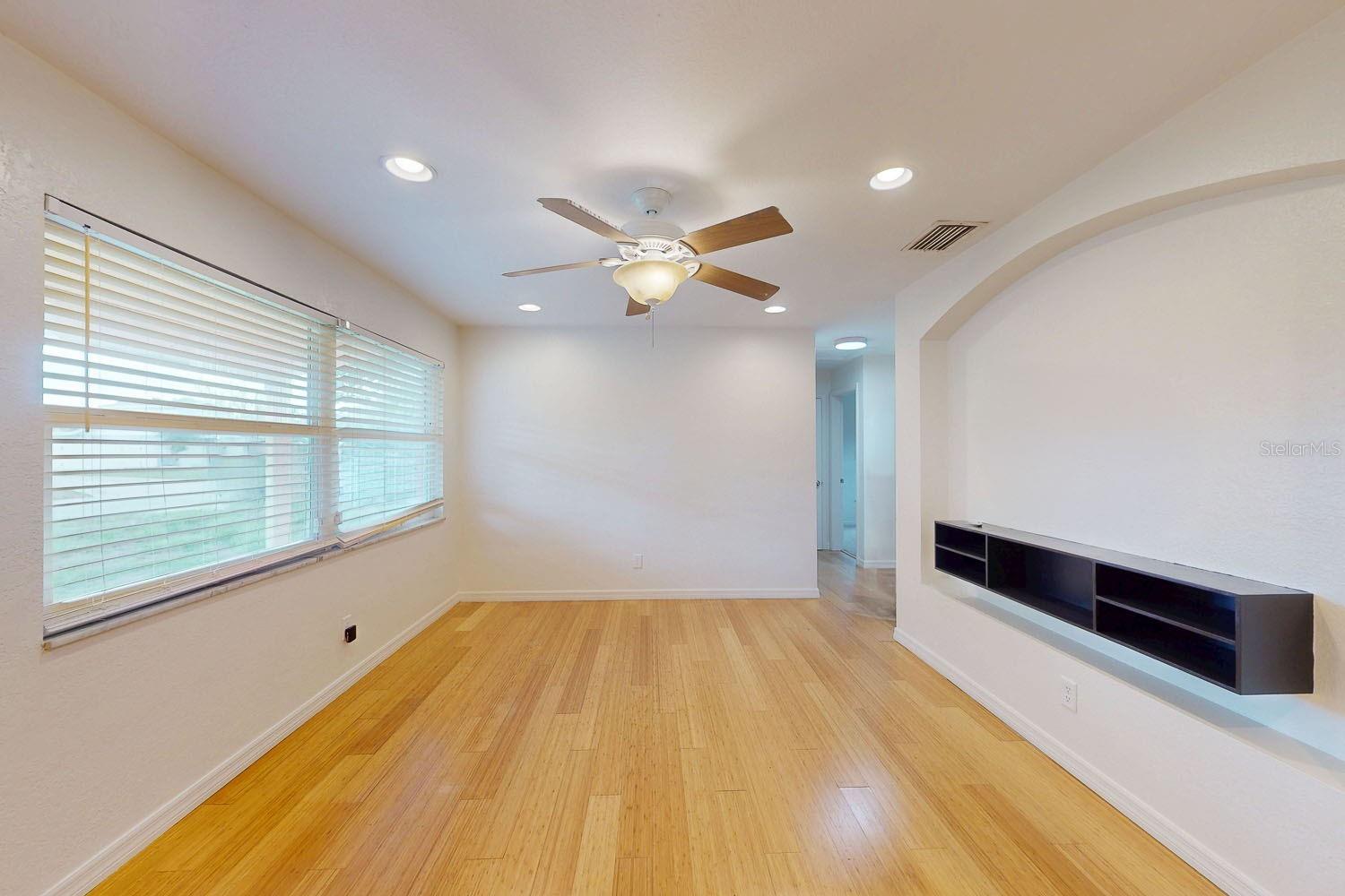 FAIRVIEW ESTS - Residential