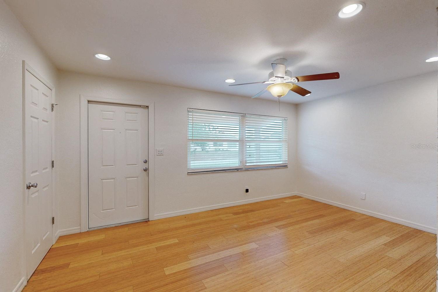 FAIRVIEW ESTS - Residential