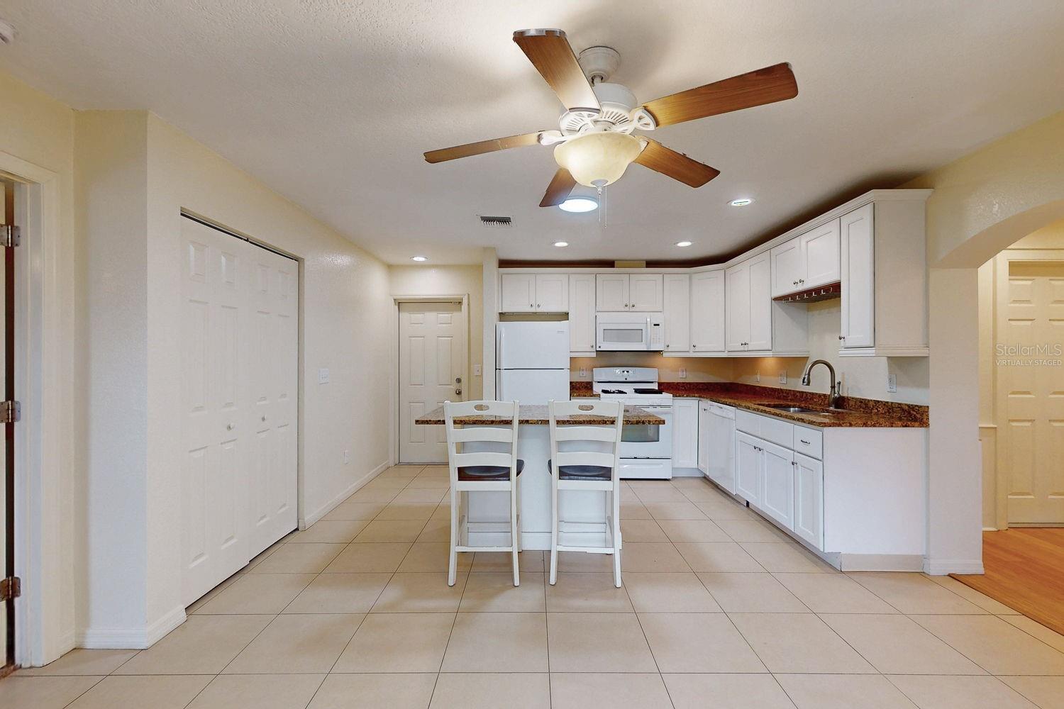 FAIRVIEW ESTS - Residential