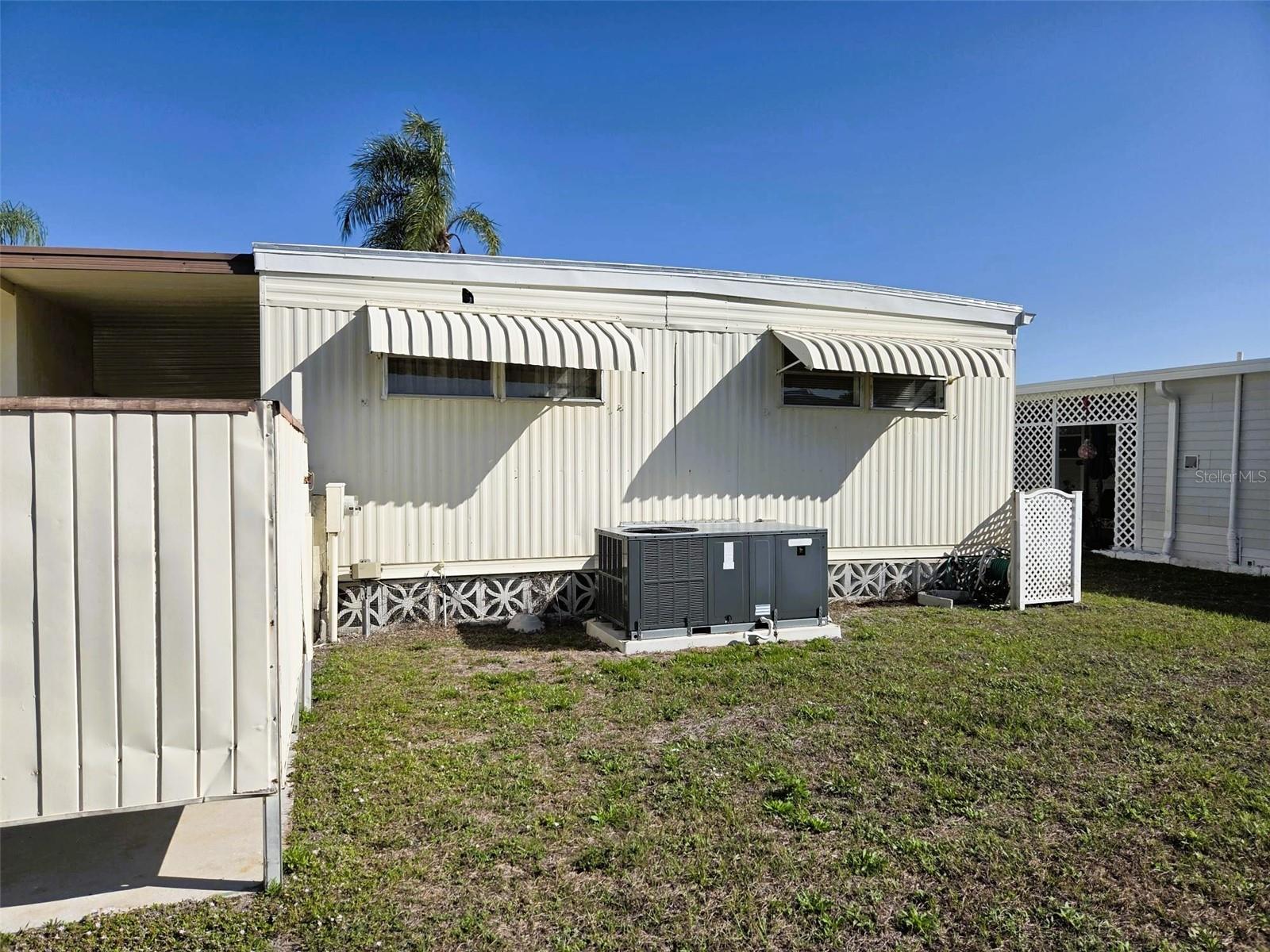 OAKWOOD MANOR - Residential