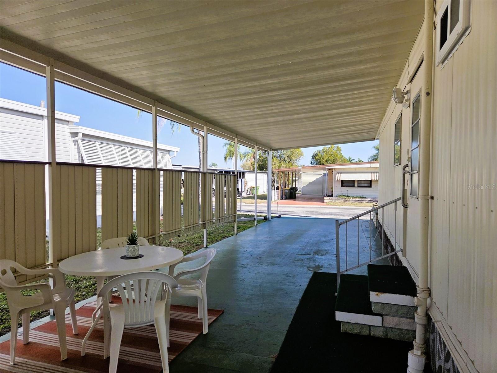 OAKWOOD MANOR - Residential