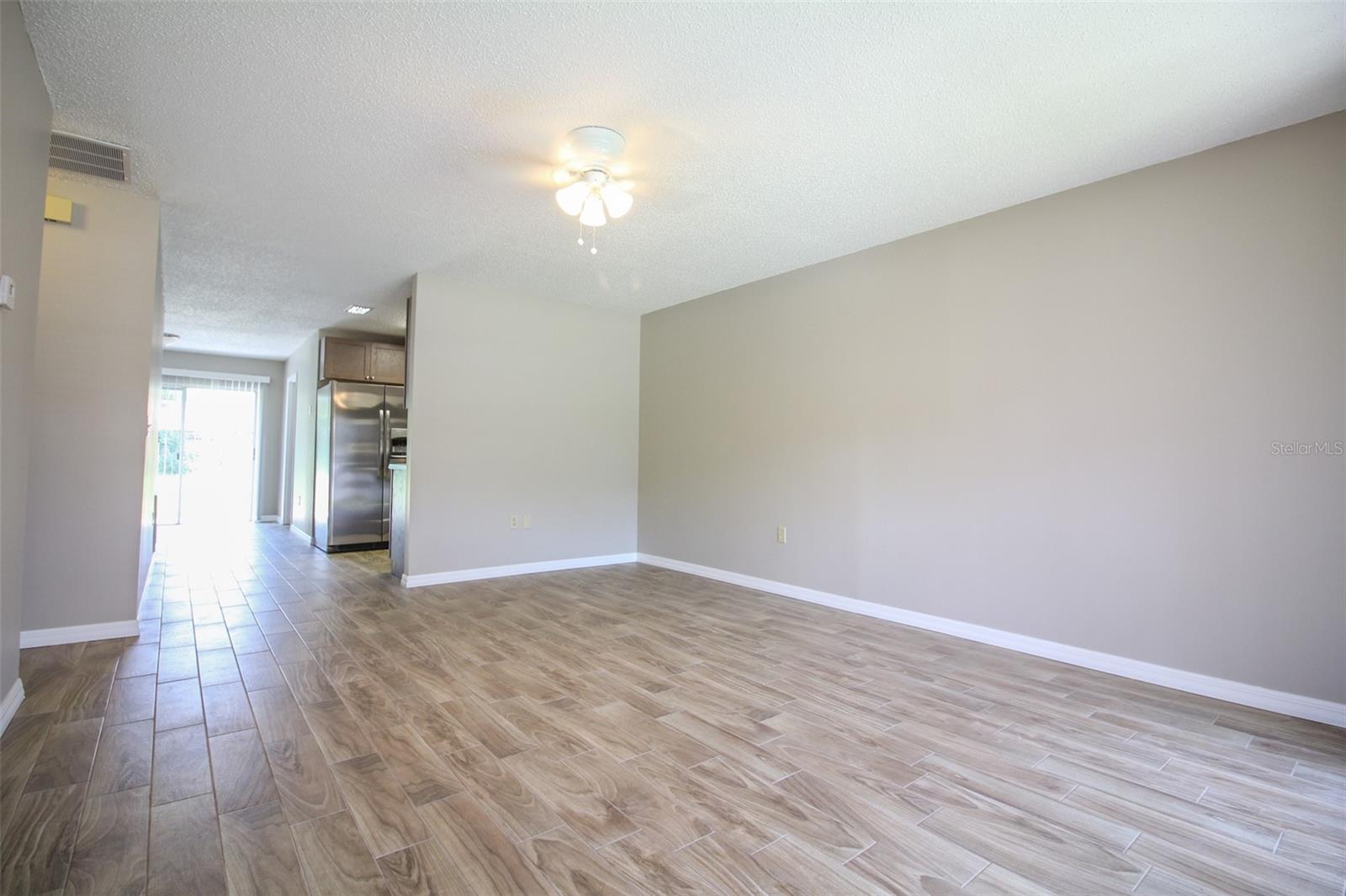 VALENCIA VILLAGE - Residential Lease